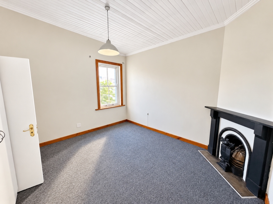 2 Bedroom Property for Sale in Green Point Western Cape